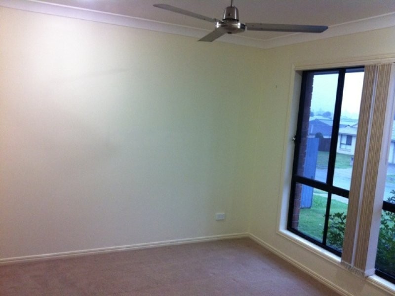 42 Brittany Crescent, Raceview QLD 4305