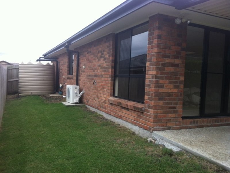 42 Brittany Crescent, Raceview QLD 4305