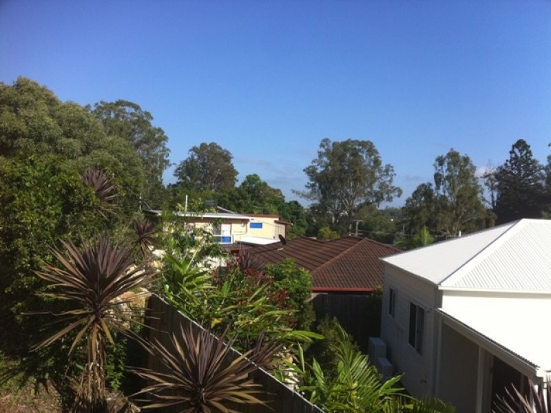 9A Ogilvie Street, Bundamba QLD 4304