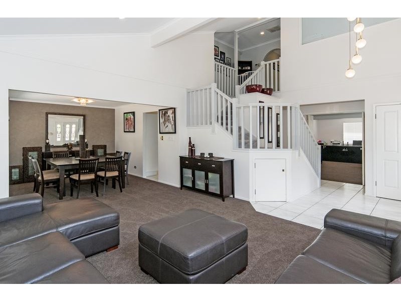28 Gracemere Crescent, Pine Mountain QLD 4306