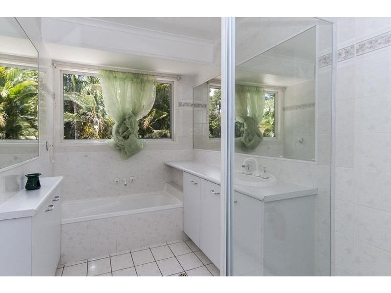 28 Gracemere Crescent, Pine Mountain QLD 4306