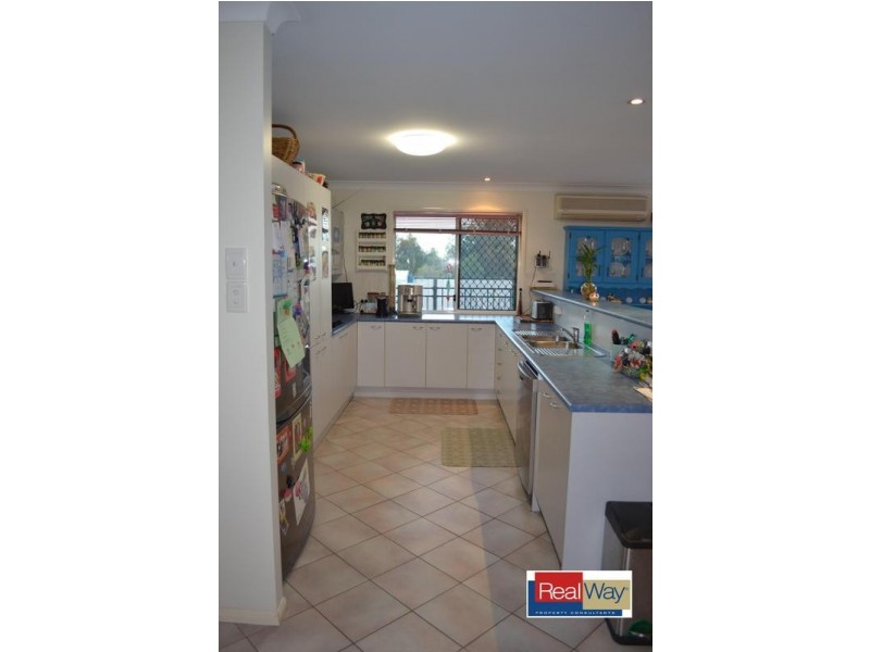 2 Banbury Court, Willowbank QLD 4306