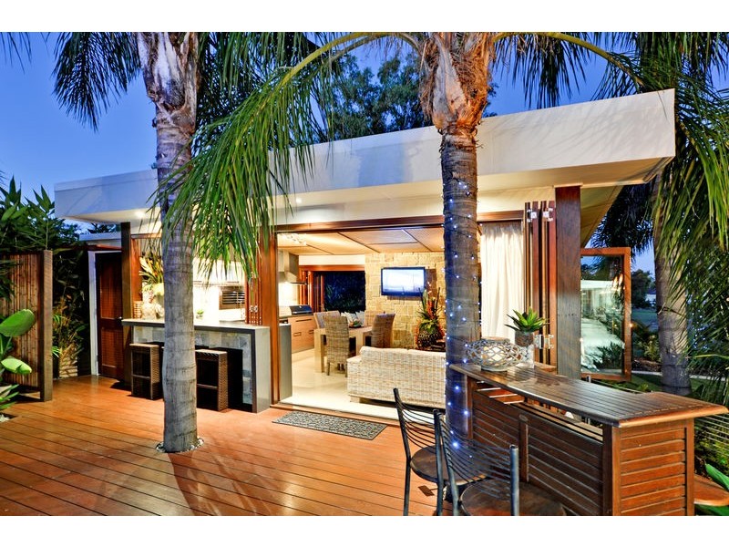 22-24 Deebing Creek Road, Yamanto QLD 4305