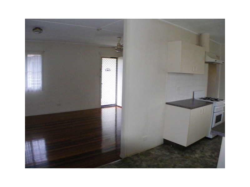 5 Maenporth Street, Leichhardt QLD 4305