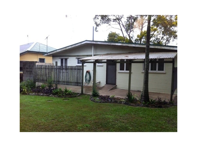 4 Rodney Street, Silkstone QLD 4304