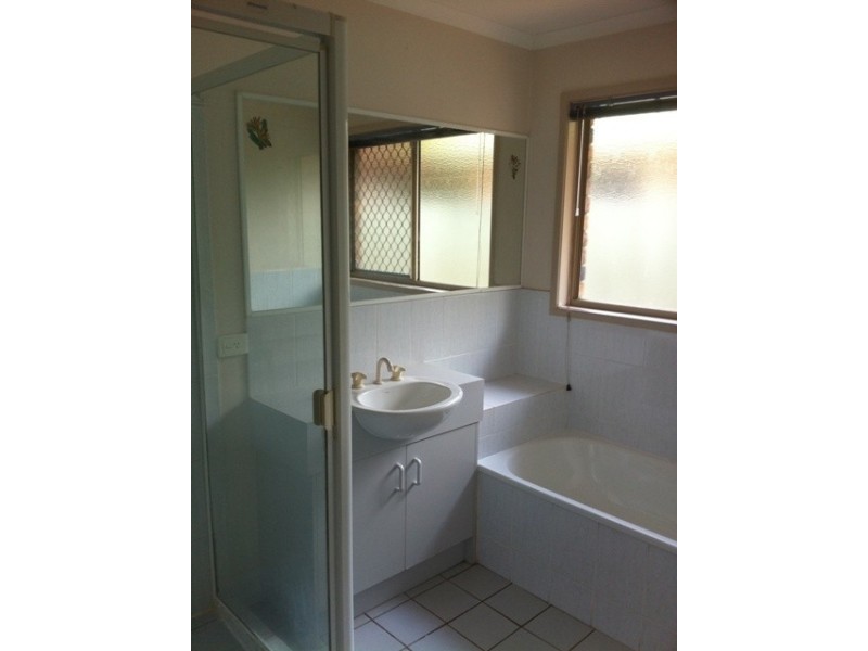 5 Quando Close, Yamanto QLD 4305