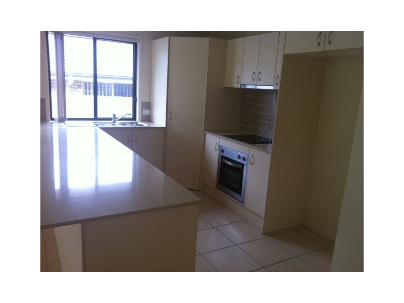 42 Brittney Crescent, Raceview QLD 4305