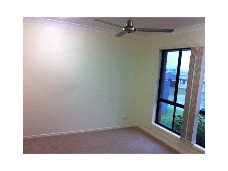 42 Brittney Crescent, Raceview QLD 4305