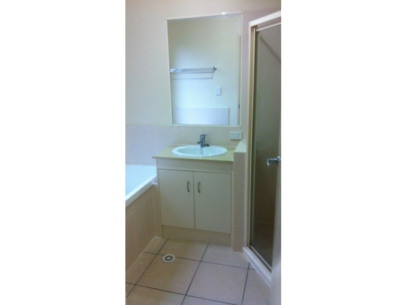 42 Brittney Crescent, Raceview QLD 4305
