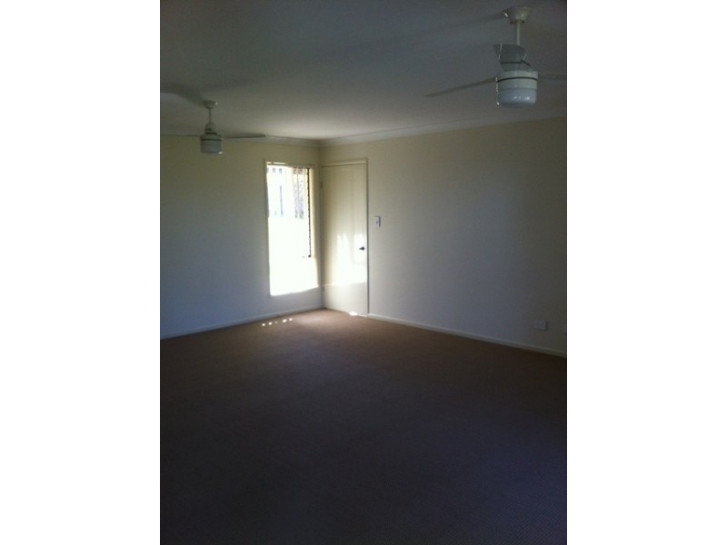 39 Powells Road, Yamanto QLD 4305