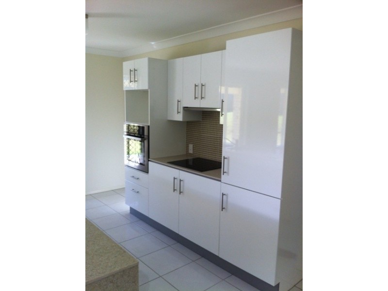 39 Powells Road, Yamanto QLD 4305