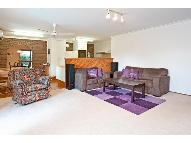 7 Eton Avenue, Flinders View QLD 4305