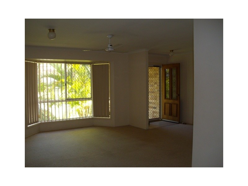 45 Sandalwood Drive, Yamanto QLD 4305