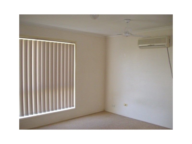 45 Sandalwood Drive, Yamanto QLD 4305