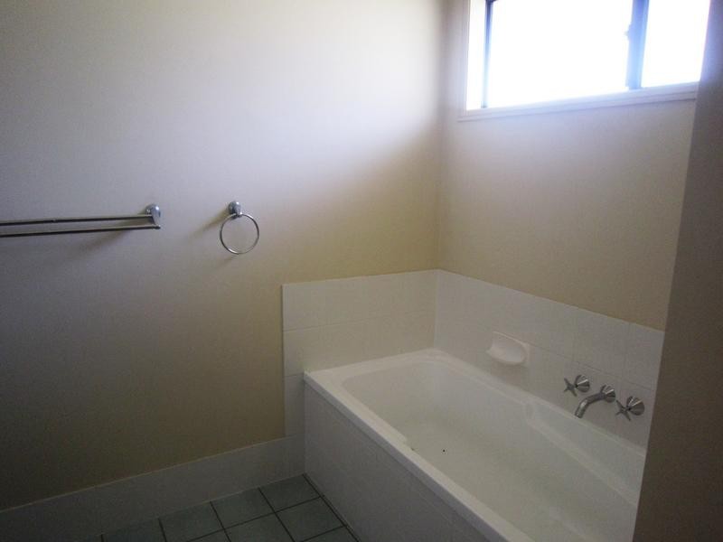 29 Eastfield Court, Deebing Heights QLD 4306
