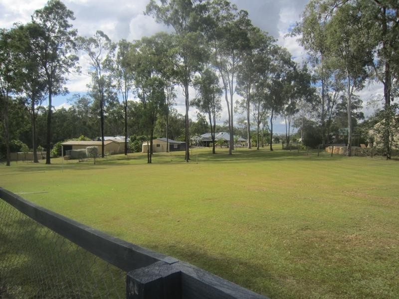 29 Eastfield Court, Deebing Heights QLD 4306