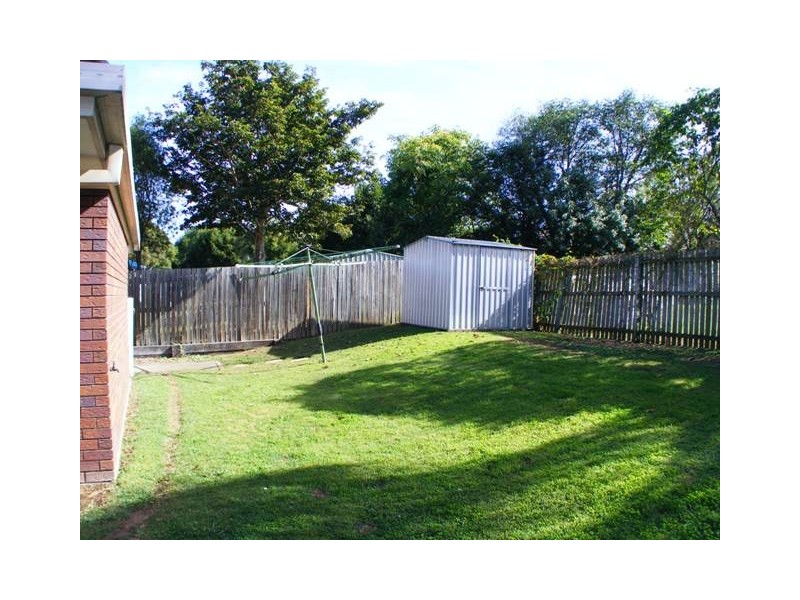 16 Bangalow Crescent, Raceview QLD 4305
