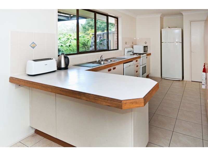 8 Bladon Street, Yamanto QLD 4305