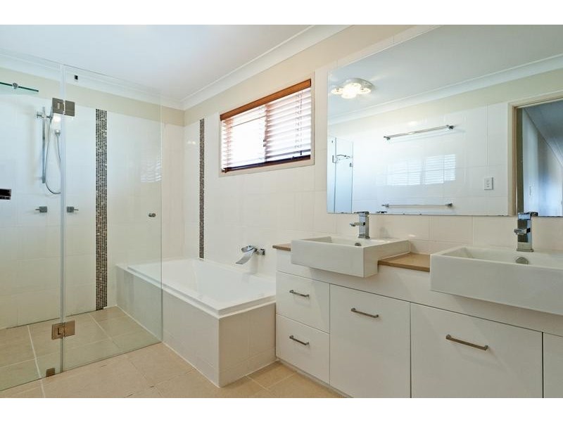 12 Dolben Street, Willowbank QLD 4306