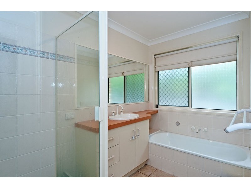 15 Jacana Crescent, Flinders View QLD 4305