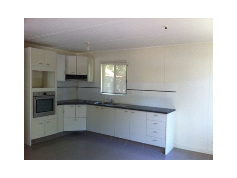 14 Lupton Street, Churchill QLD 4305