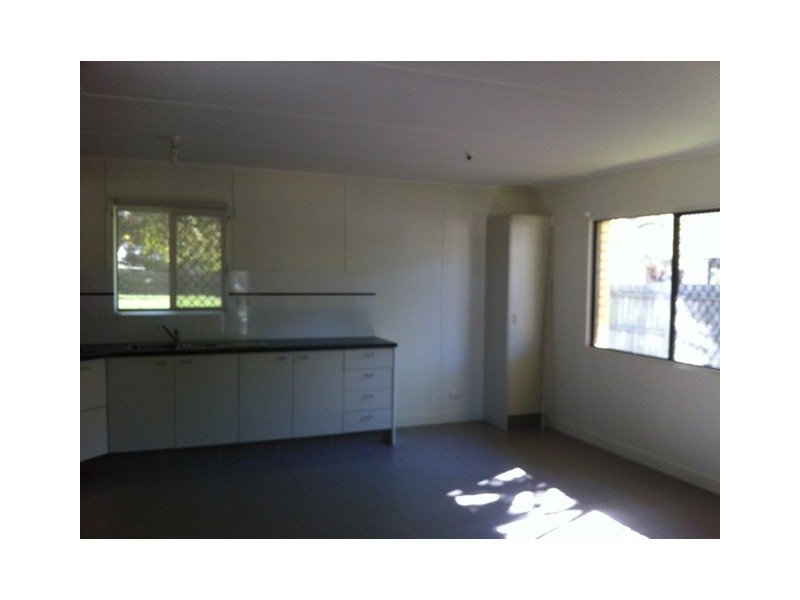 14 Lupton Street, Churchill QLD 4305