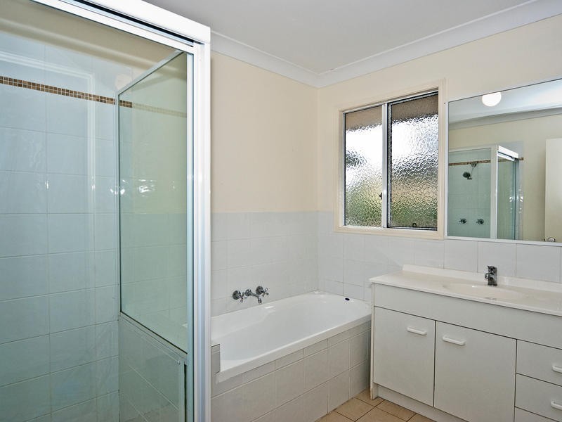 18 Yuraga Place, Deebing Heights QLD 4306