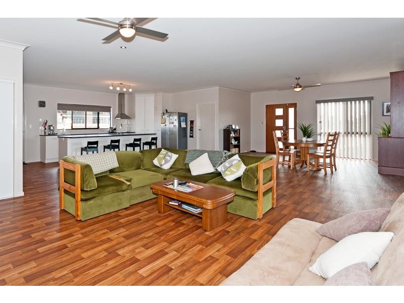 52 Mchale Way, Willowbank QLD 4306