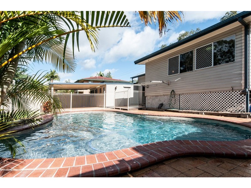 14 Charles Street, Brassall QLD 4305