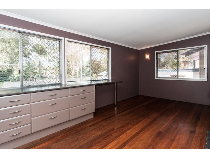 14 Charles Street, Brassall QLD 4305