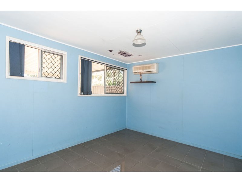 14 Charles Street, Brassall QLD 4305