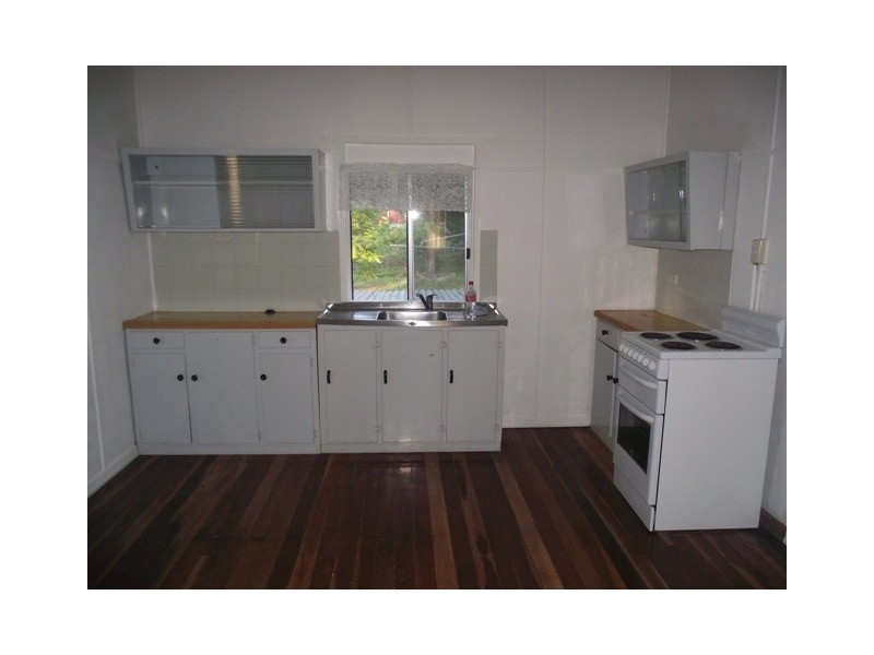 35 East Owen Street, Raceview QLD 4305