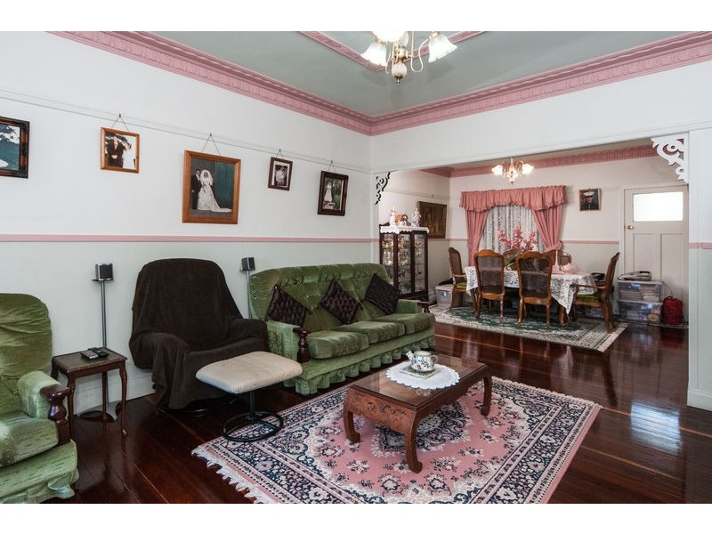 22 Marian Street, Booval QLD 4304