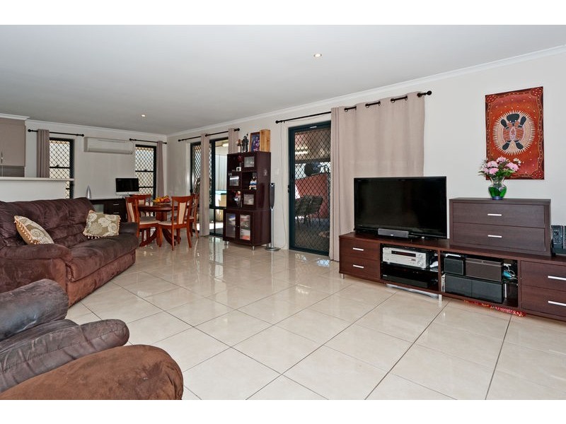 78 Kensington Drive, Flinders View QLD 4305