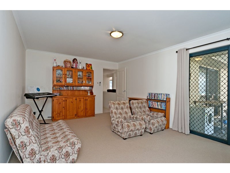 78 Kensington Drive, Flinders View QLD 4305