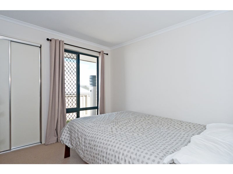 78 Kensington Drive, Flinders View QLD 4305