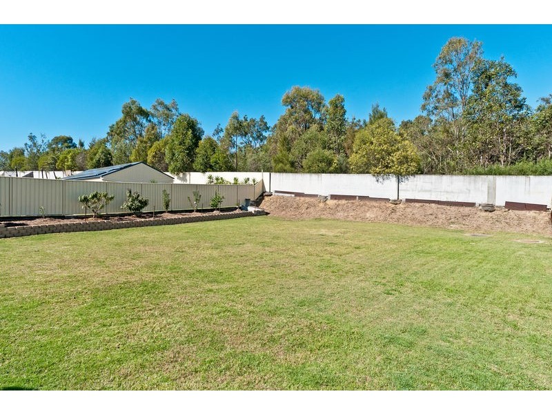78 Kensington Drive, Flinders View QLD 4305