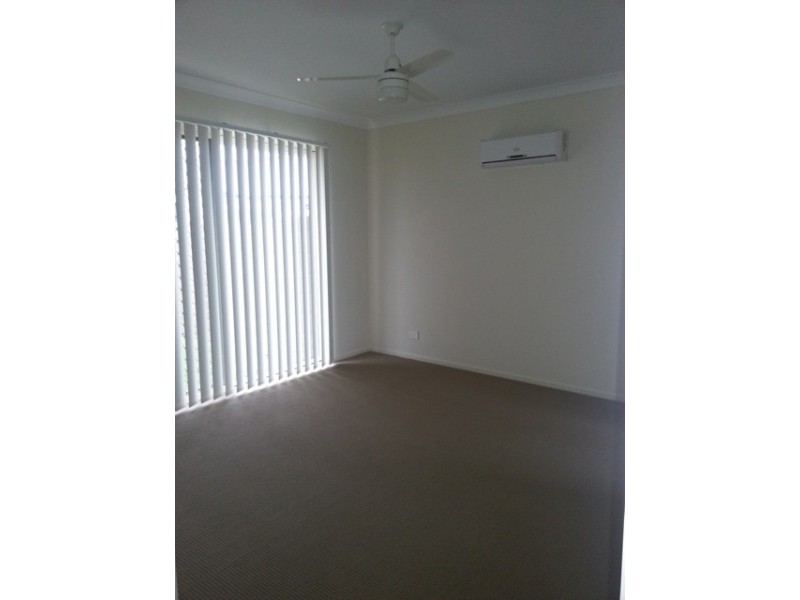 6 Lilly Court, Yamanto QLD 4305