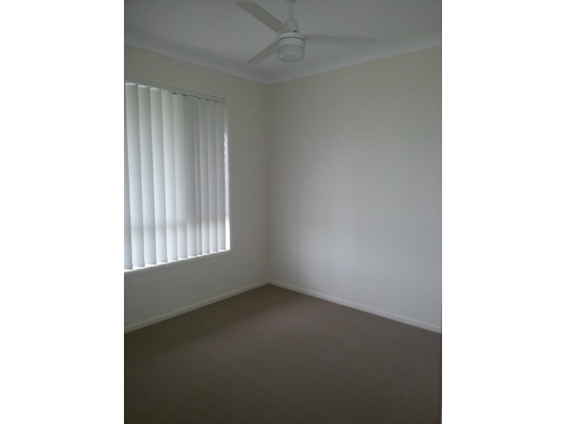 6 Lilly Court, Yamanto QLD 4305