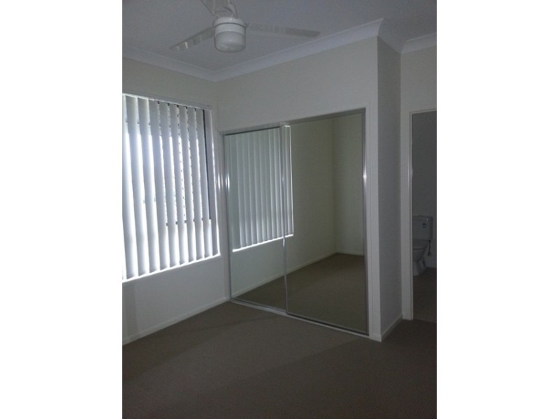 6 Lilly Court, Yamanto QLD 4305