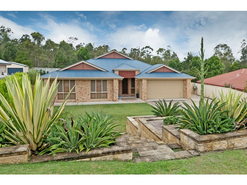 84 Kensington Drive, Flinders View QLD 4305