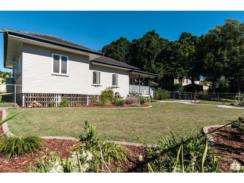 1 Rex Street, Eastern Heights QLD 4305