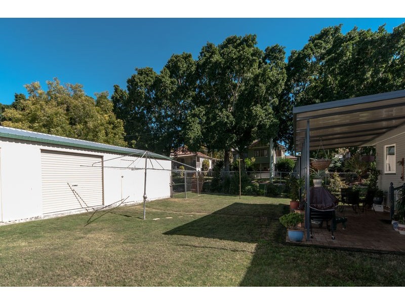 1 Rex Street, Eastern Heights QLD 4305