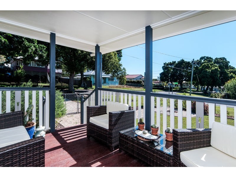 1 Rex Street, Eastern Heights QLD 4305