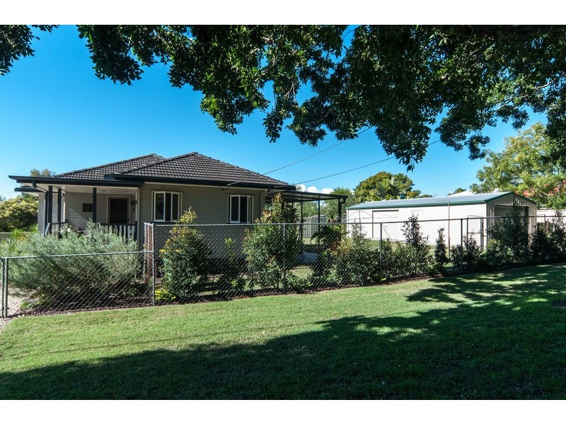 1 Rex Street, Eastern Heights QLD 4305