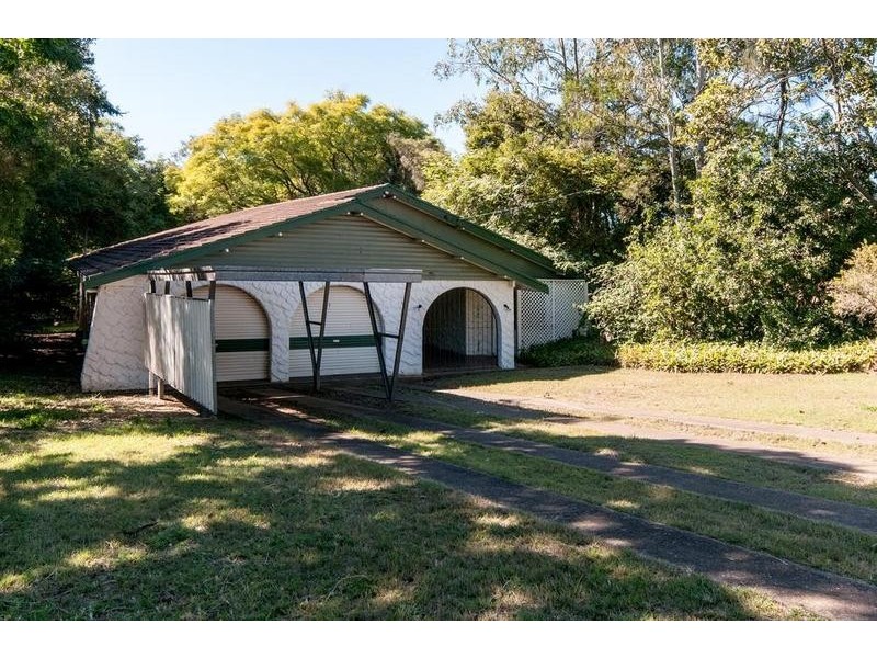 3 Beechwood Drive, Yamanto QLD 4305