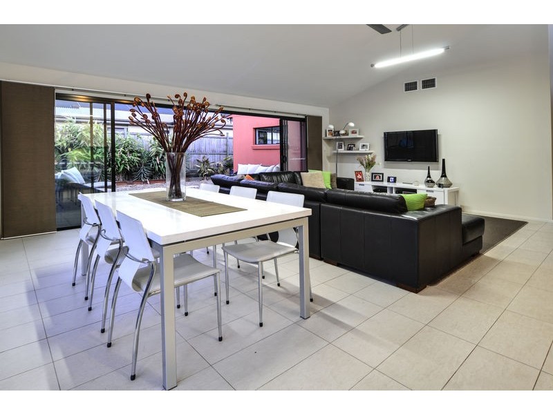 15 Thagaste Close, Augustine Heights QLD 4300