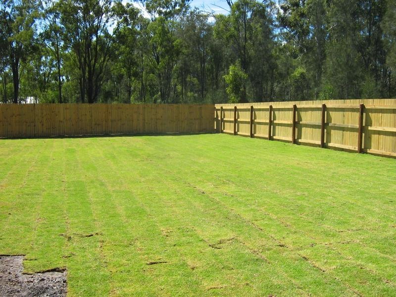9 Piccadilly Court, Deebing Heights QLD 4306