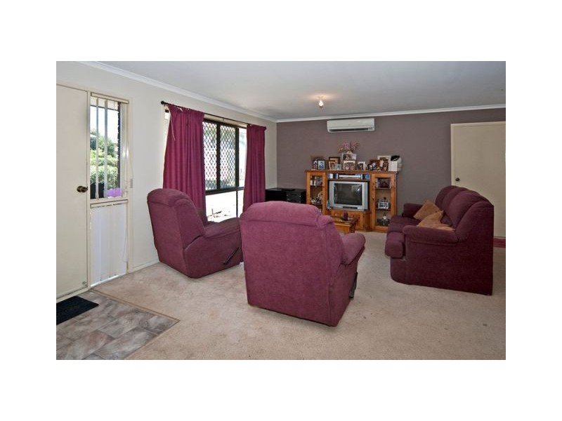 110 Equestrian Drive, Yamanto QLD 4305