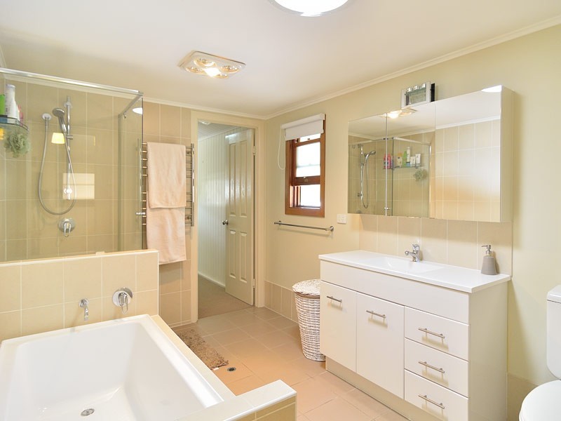 141 Cascade Street, Raceview QLD 4305